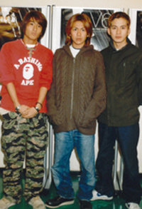企画色の強かったV6、ジャニー氏に育てられたKinKi Kids、それぞれの立ち位置