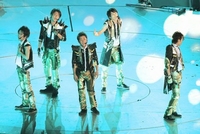 嵐が提唱する「ファンキーダンス」を、ファンはいかにしてマスターしたか